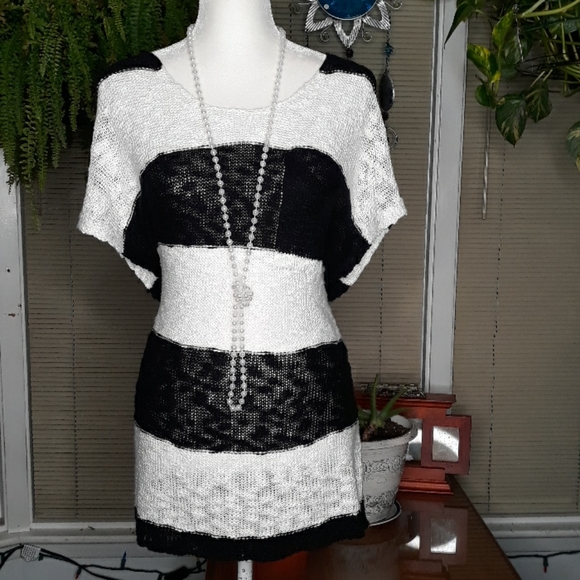 LYS Tops - NWOT LYS black and white stripes cotton mesh top